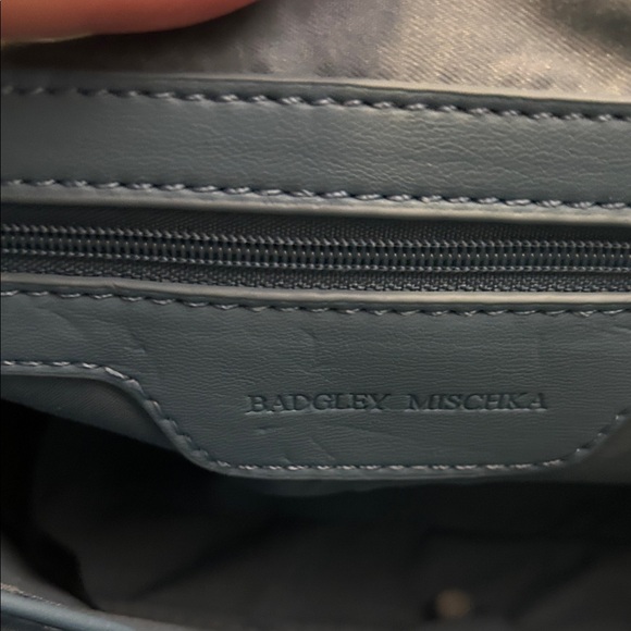 Badgley Mischka Quilted Messenger in Gorgeous Tiffany Blue NWT $149 Retail - Picture 7 of 10